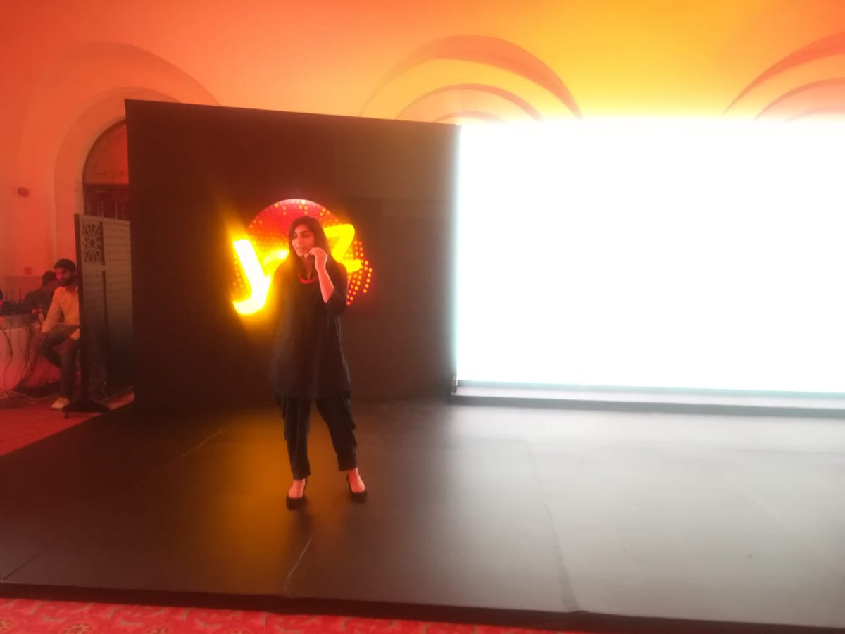 aisha 2 hosting roadshow